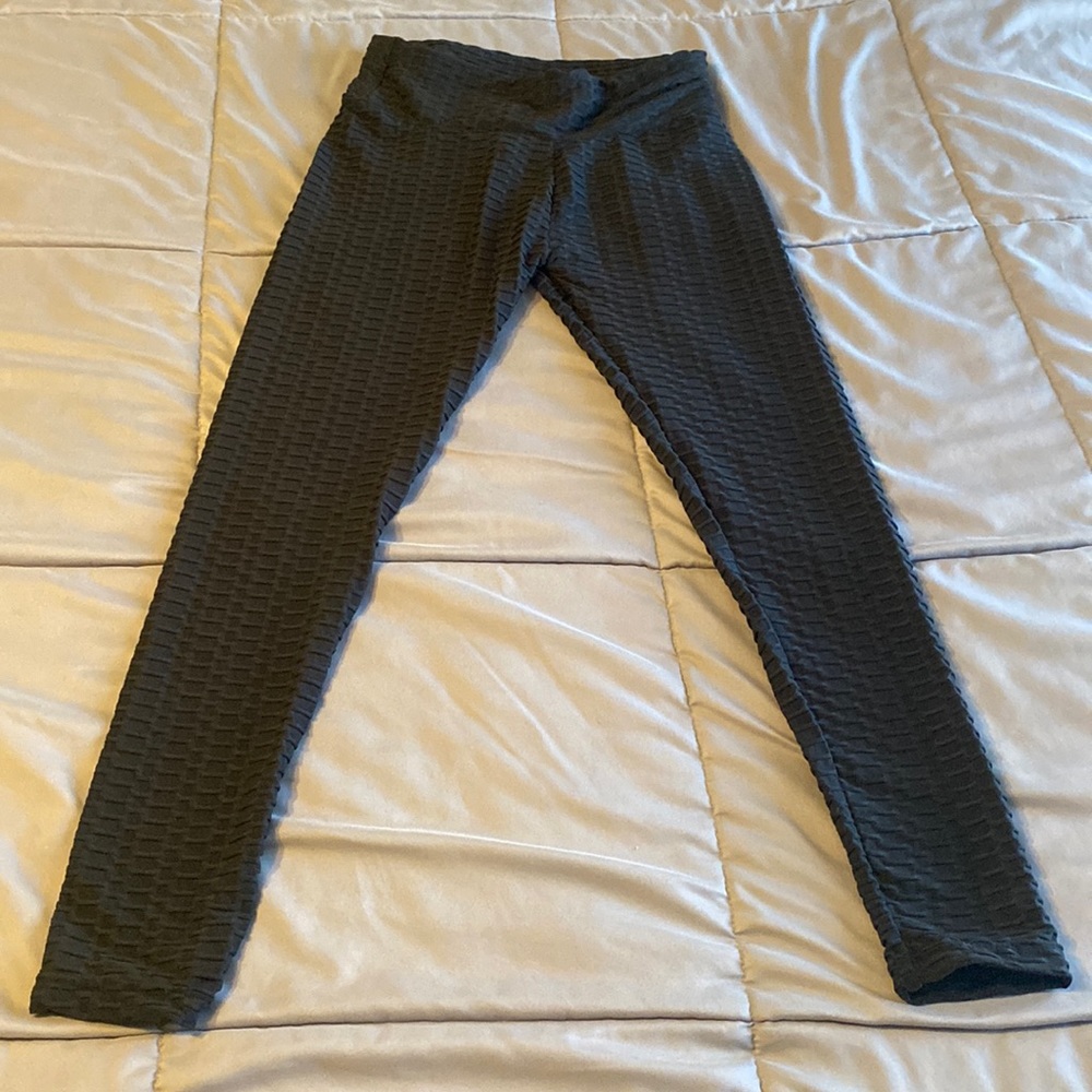Scrunch bottom leggings
